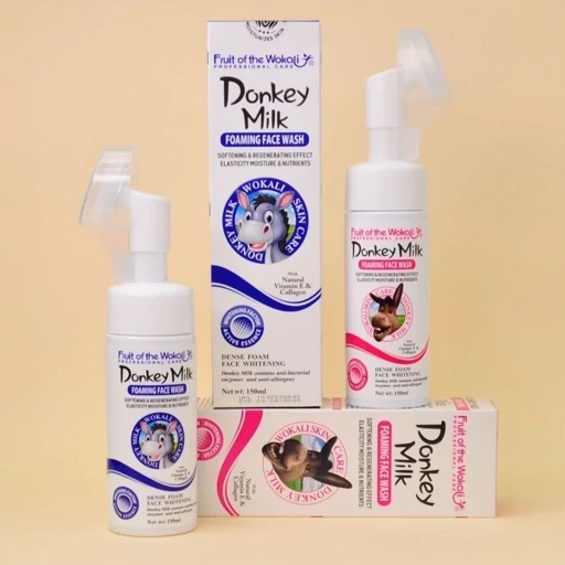 فوم شستشوی براش دار صورت شیر الاغ وکالی